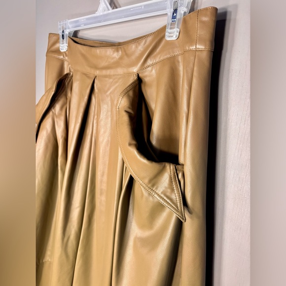 MOLLY BRACKEN Midi Faux Leather Skirt - Picture 5 of 8